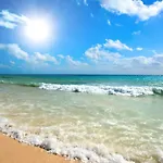 Summer Breeze 406 Sunny شقة