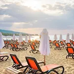 Summer Breeze 406 Sunny شقة *