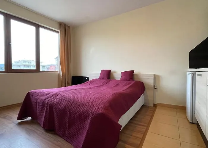 Summer Breeze 406 Sunny * Slăntjev Brjag