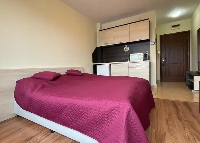 Summer Breeze 406 Sunny