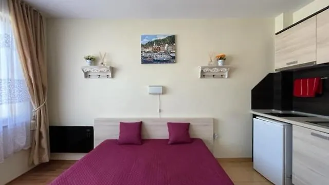 Summer Breeze 406 Sunny