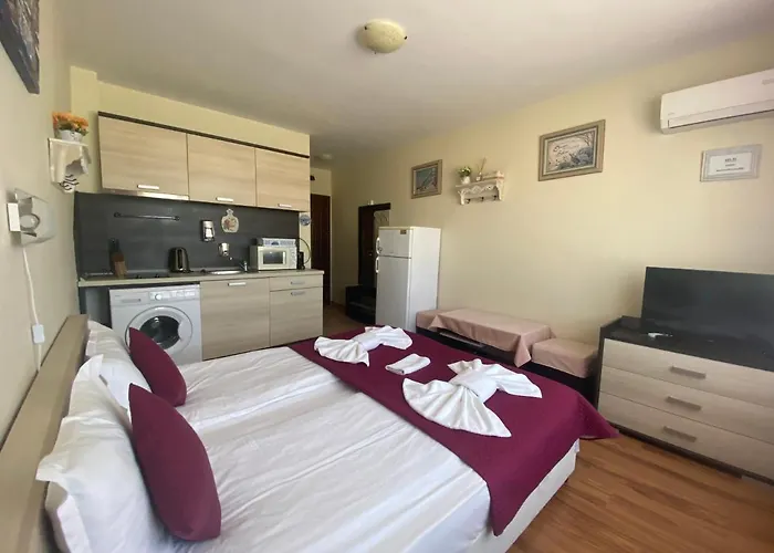 Апартамент Summer Breeze 406 Sunny *