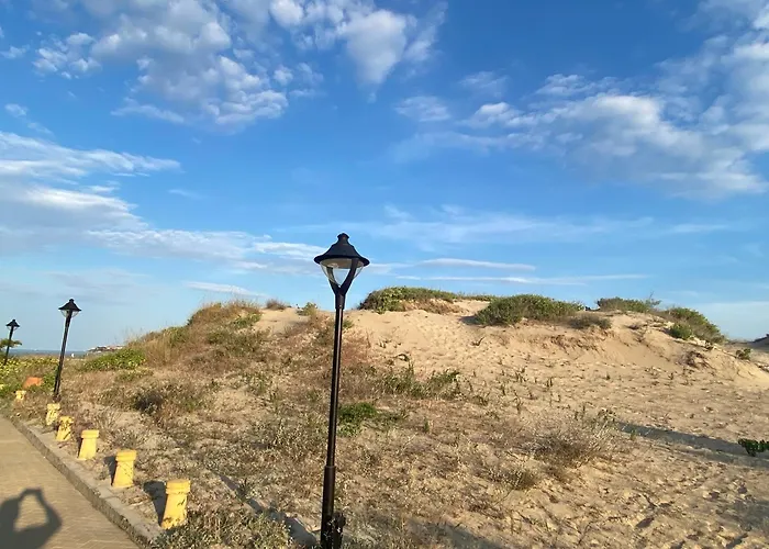 Summer Breeze 406 Sunny